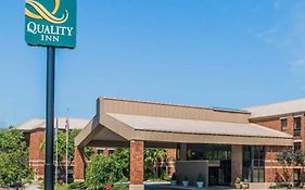 Quality Inn Auburn Hills - Detroit North